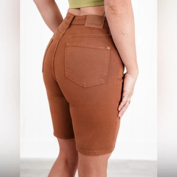 New Judy Blue Tummy Control Bermuda Shorts Small - Picture 3 of 14
